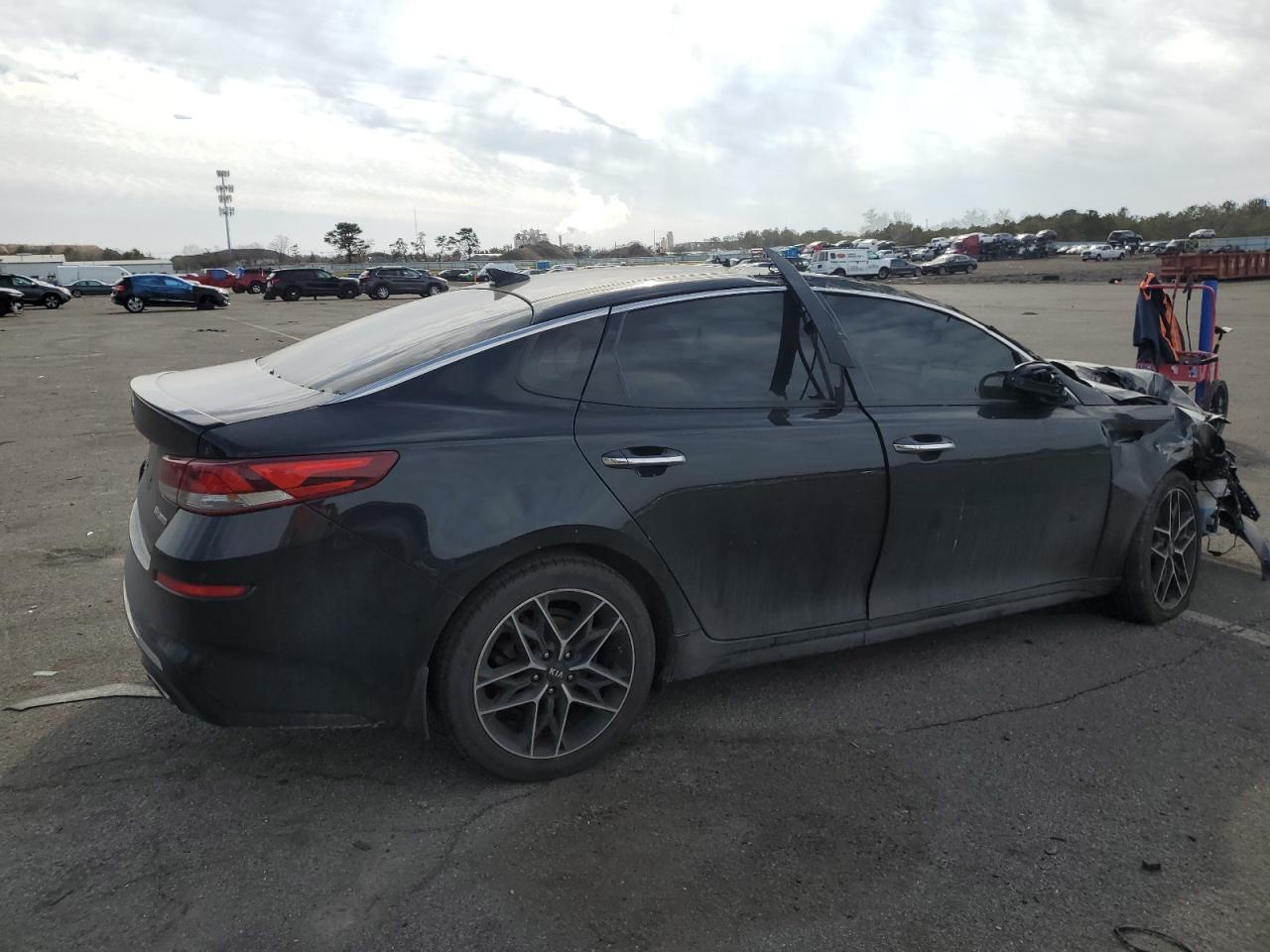 2020 Kia Optima - Image 3