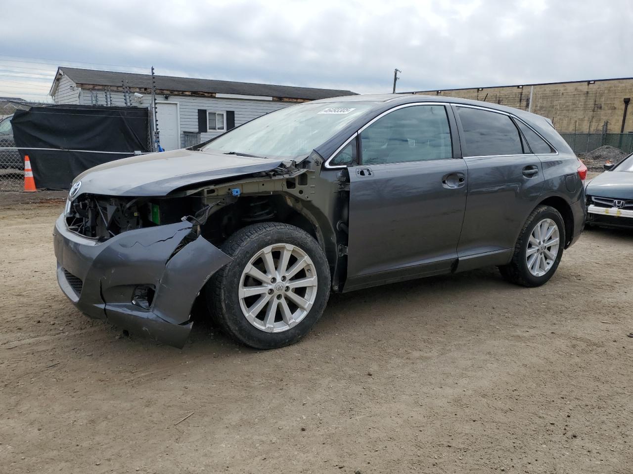 2012 Toyota Venza - Image 1