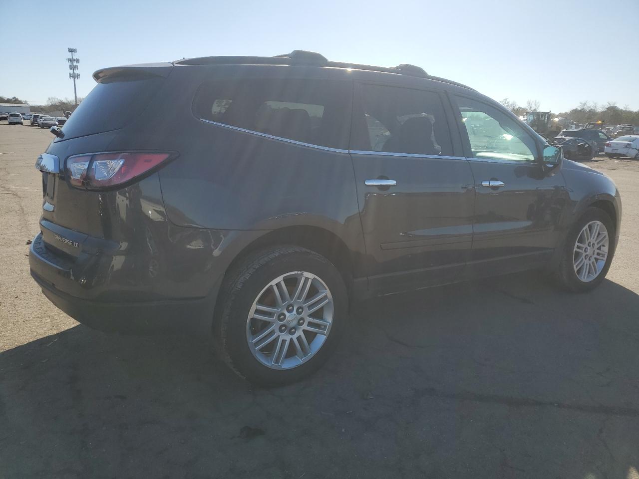 2014 Chevrolet Traverse - Image 3
