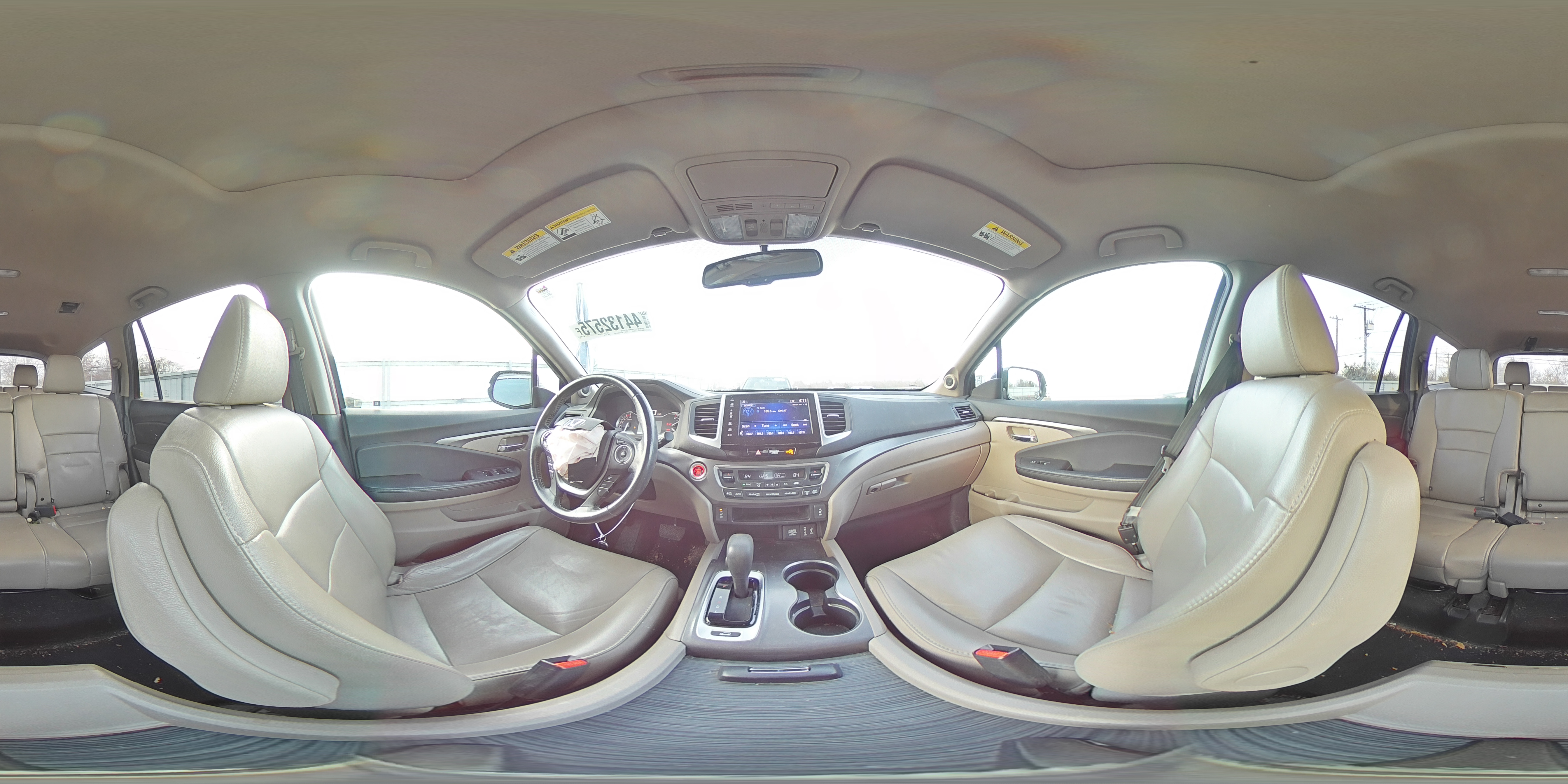 2017 Honda Pilot - Image 14