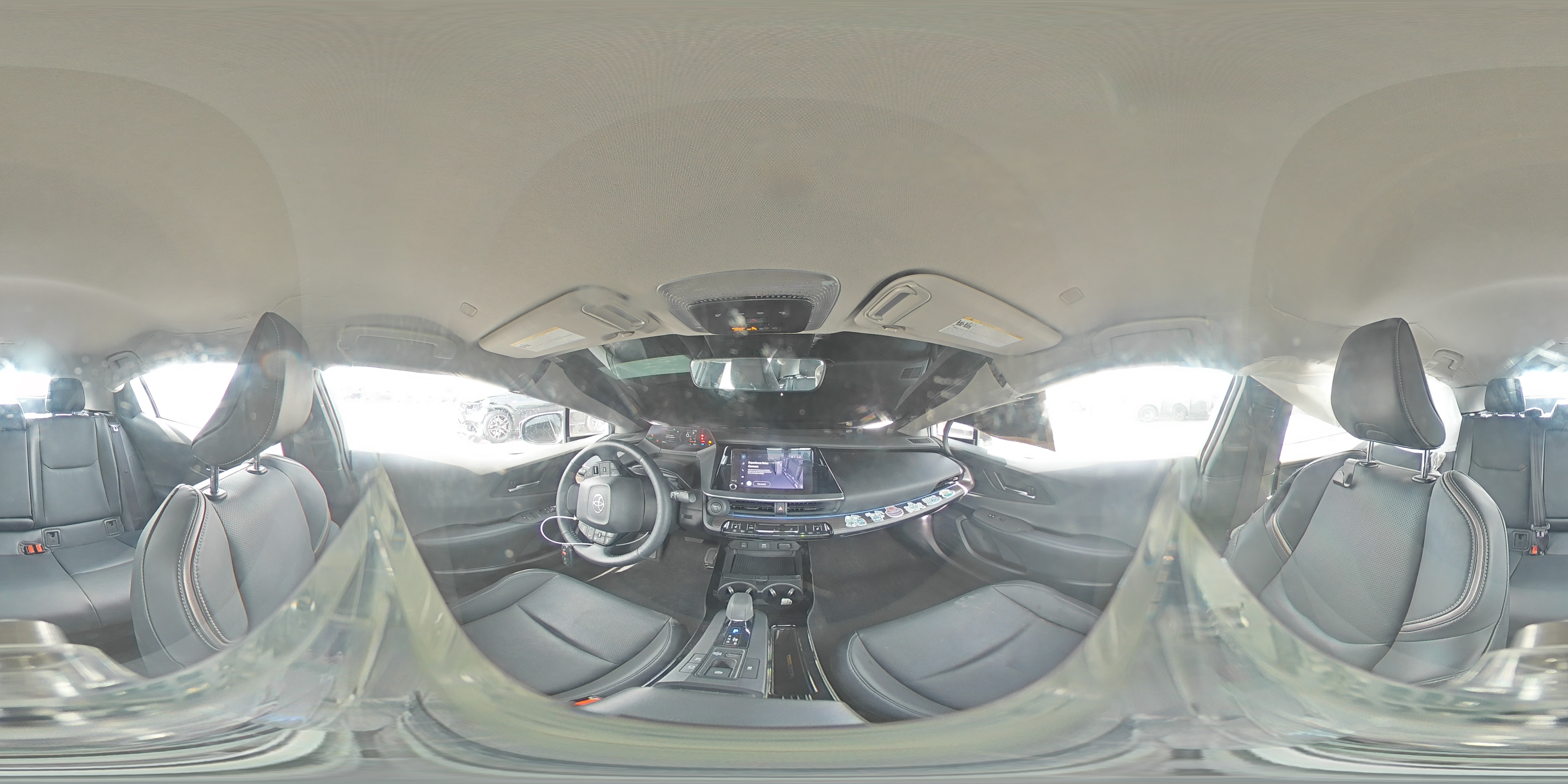 2024 Toyota Prius - Image 13