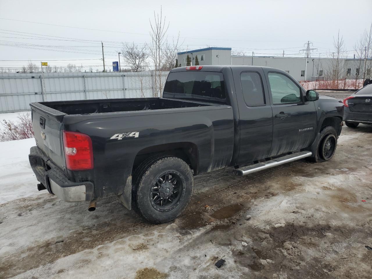 2010 Chevrolet Silverado - Image 3