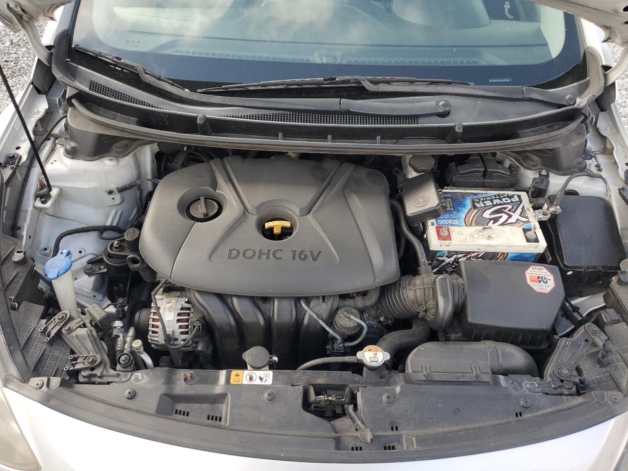 2013 Hyundai Elantra - Image 11