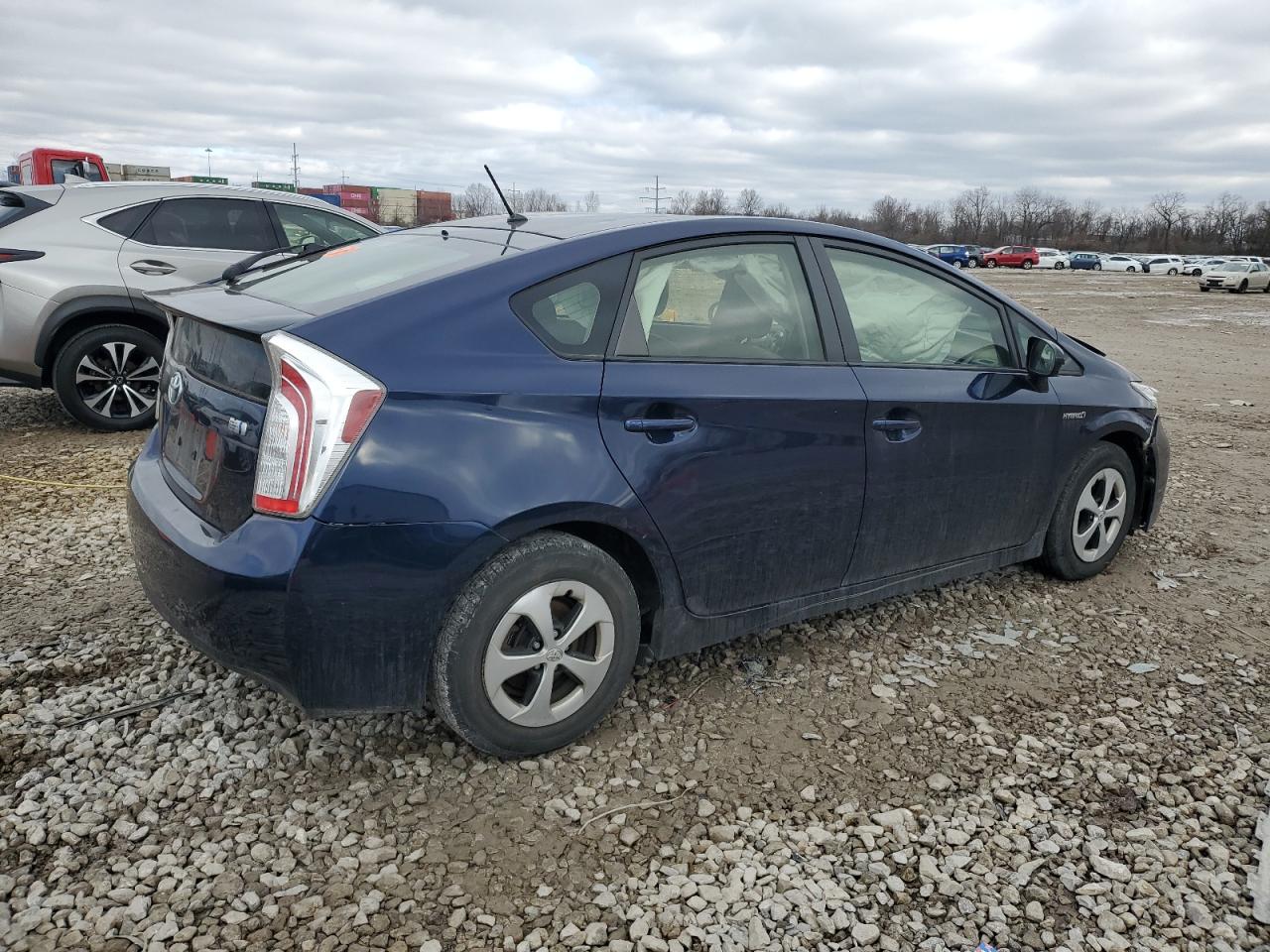 2015 Toyota Prius - Image 3