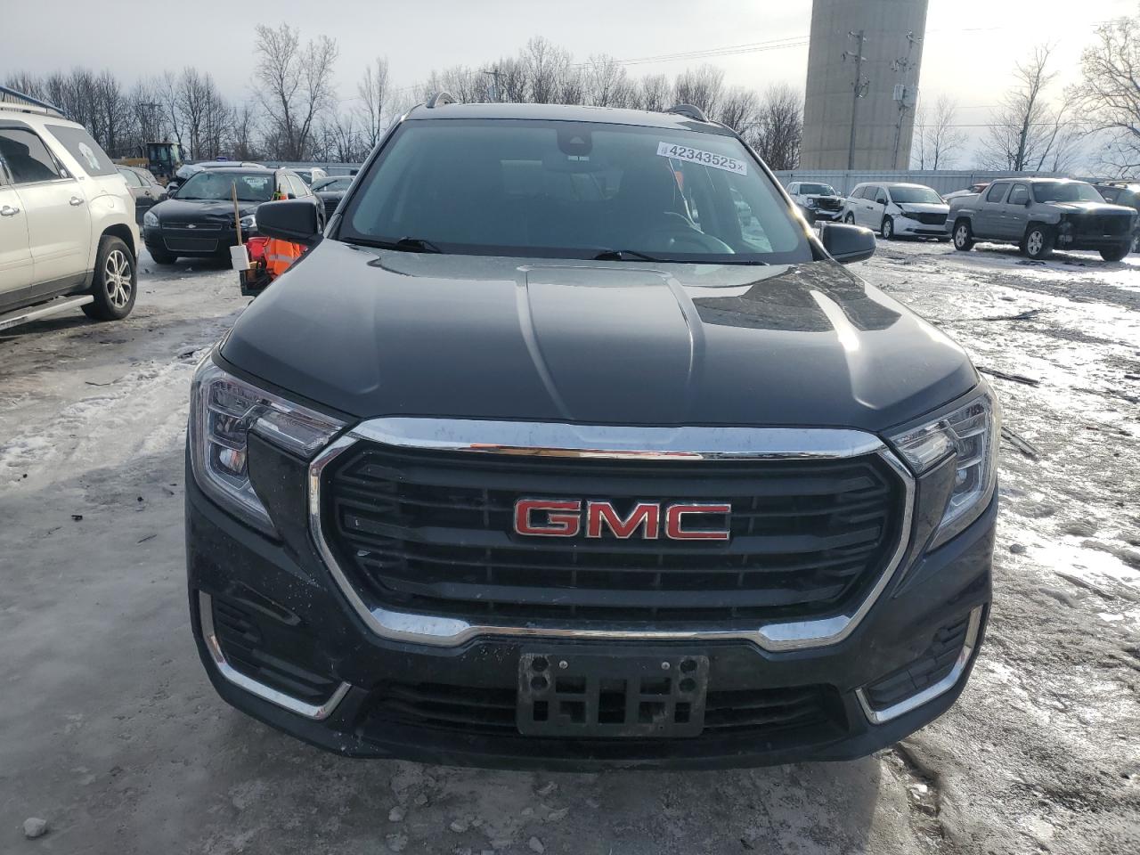 2022 GMC Terrain - Image 5