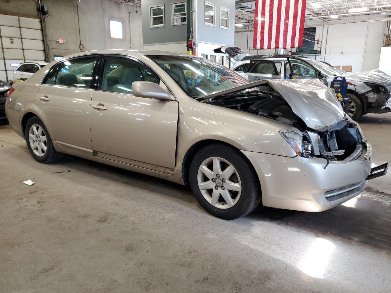 2007 Toyota Avalon - Image 4