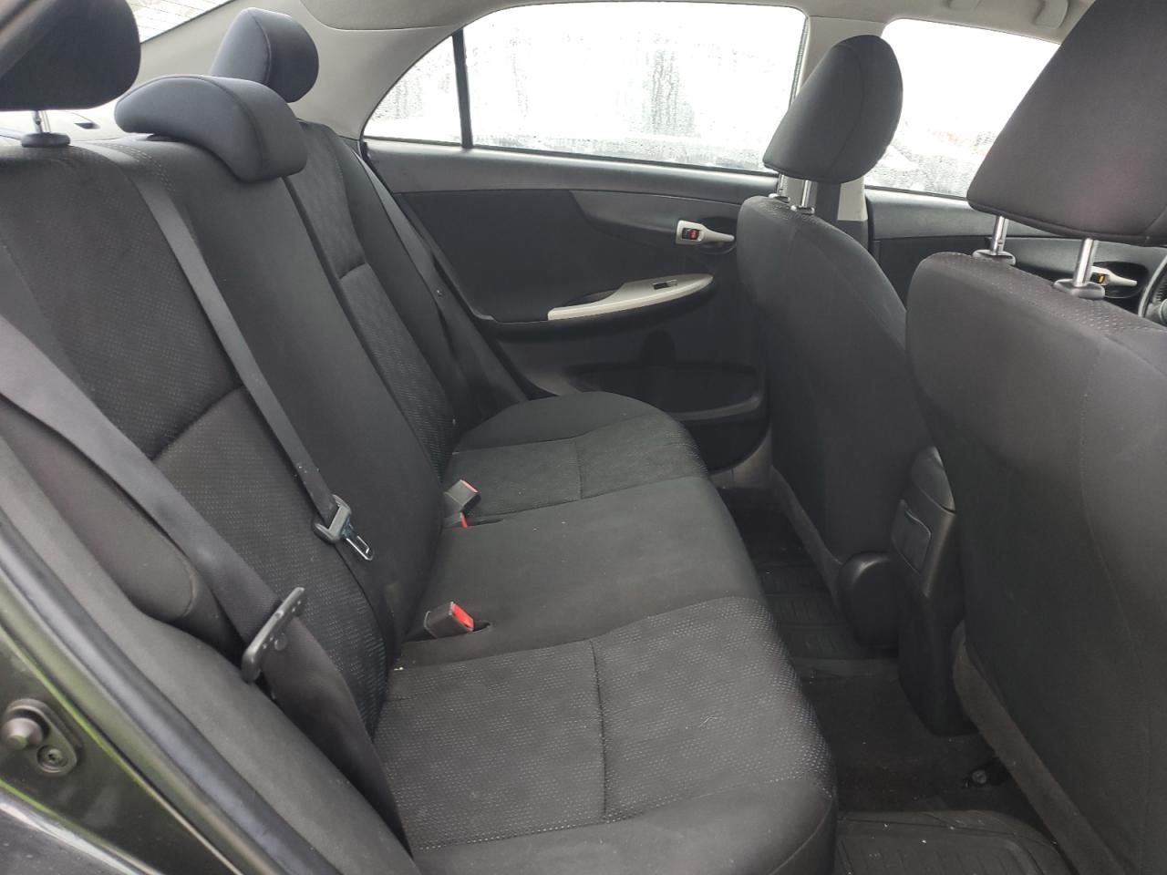 2010 Toyota Corolla - Image 10
