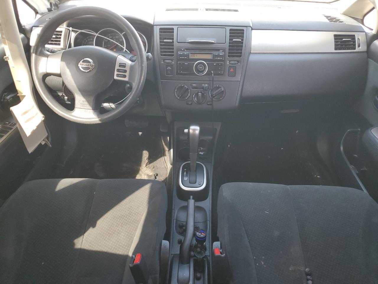 2011 Nissan Versa - Image 8