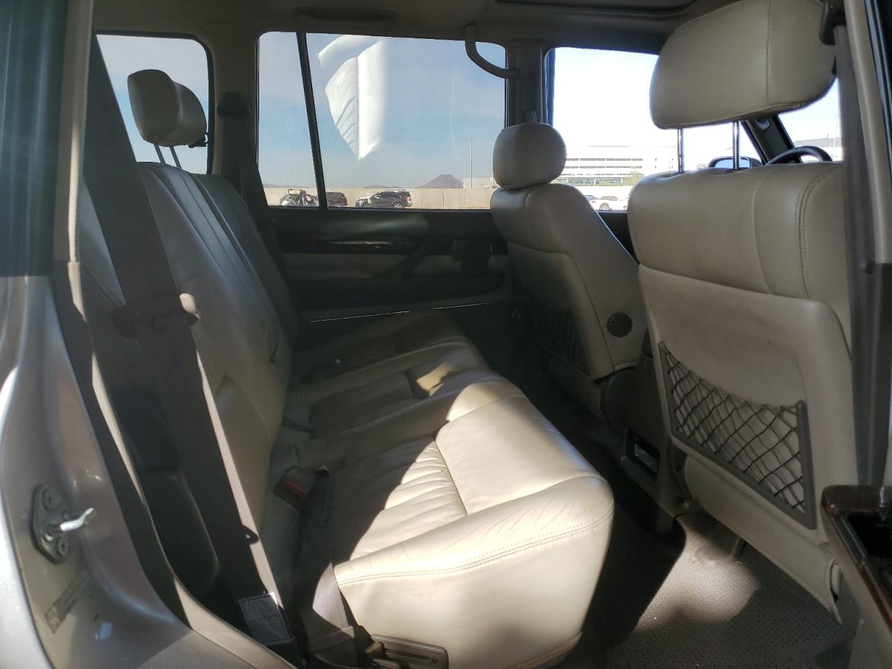 1997 Lexus LX - Image 11