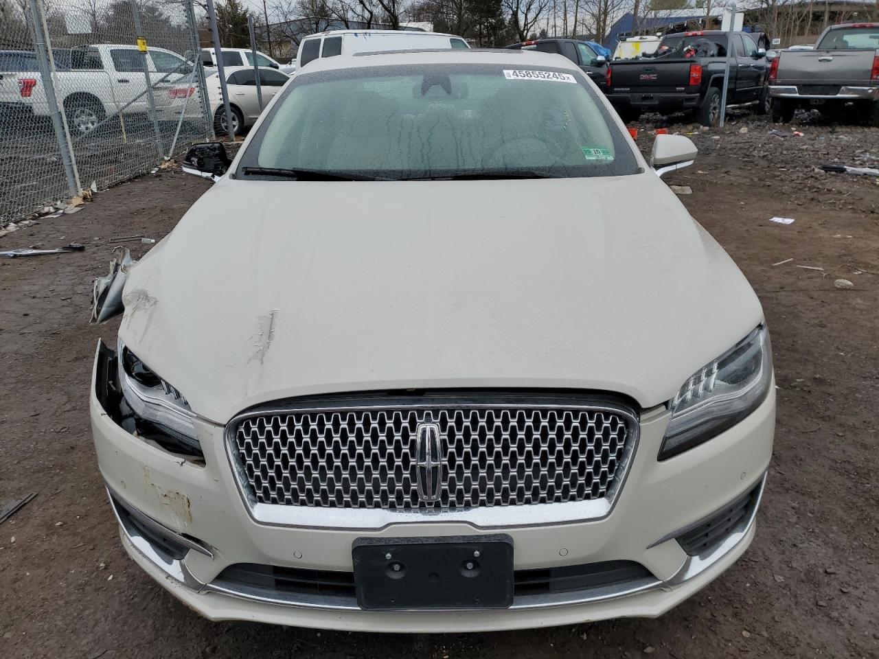 2019 Lincoln MKZ - Image 5