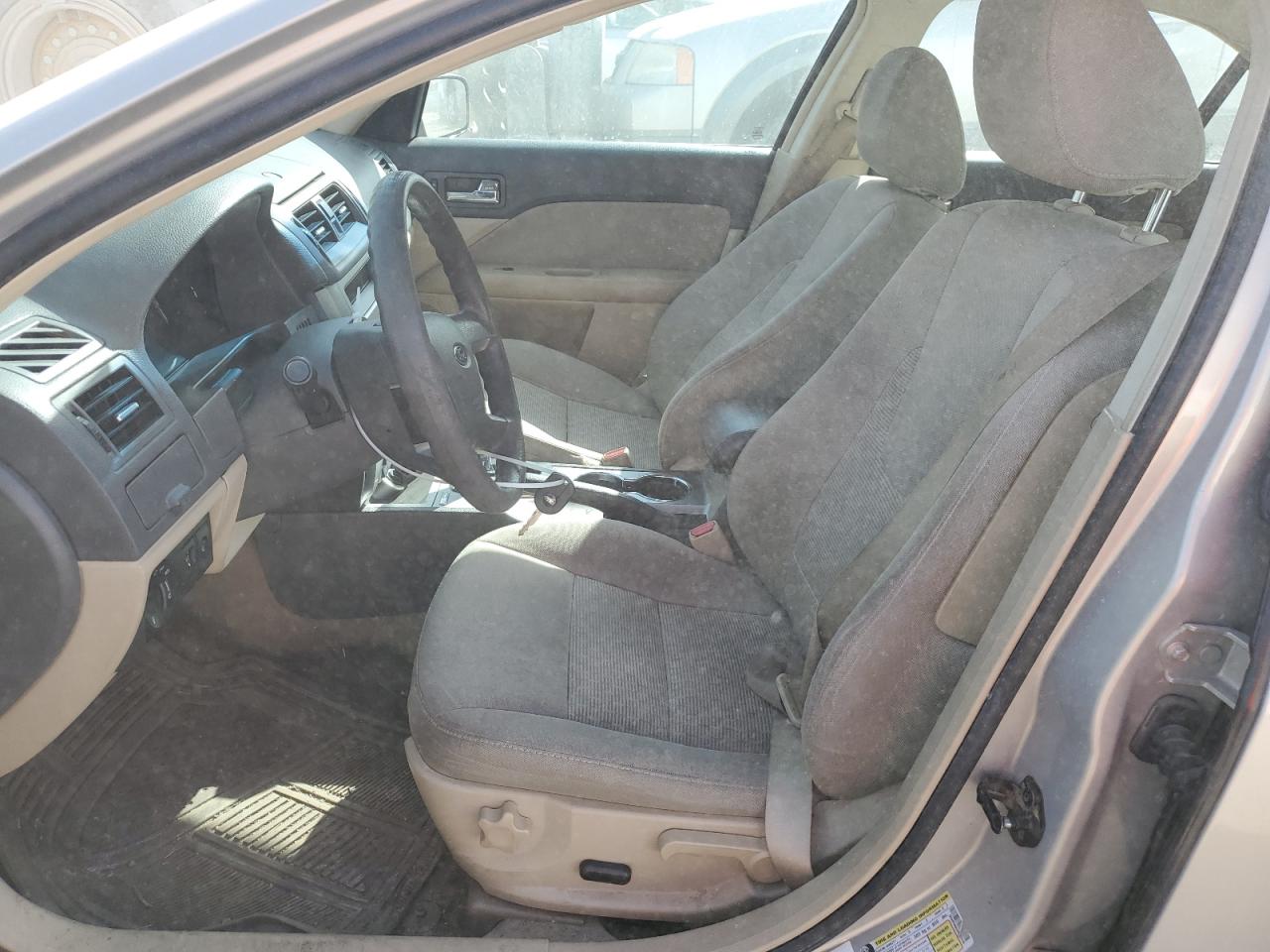 2010 Ford Fusion - Image 7
