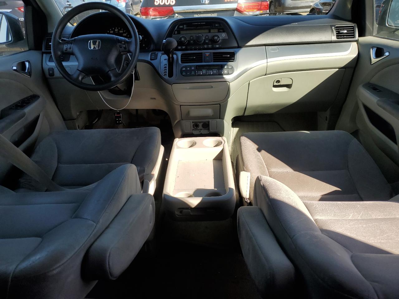 2008 Honda Odyssey - Image 8