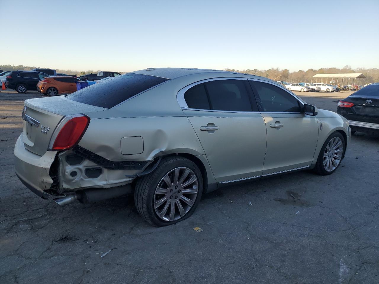 2011 Lincoln MKS - Image 3