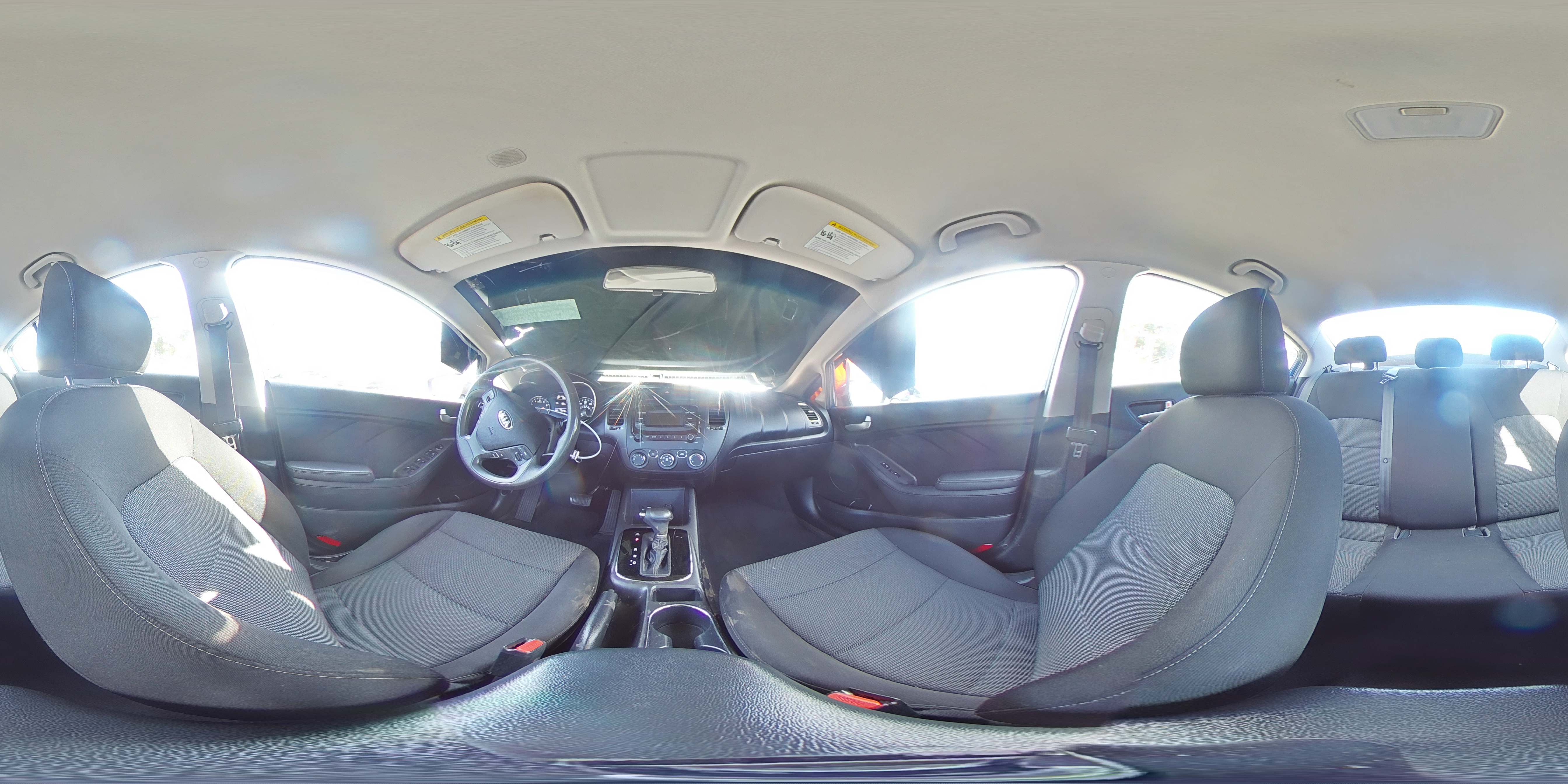 2017 Kia Forte - Image 14