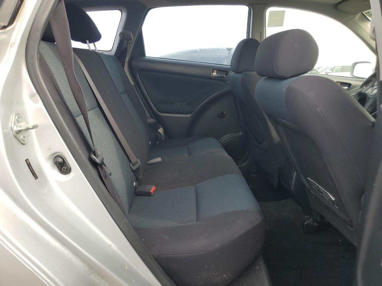 2005 Toyota Corolla - Image 10