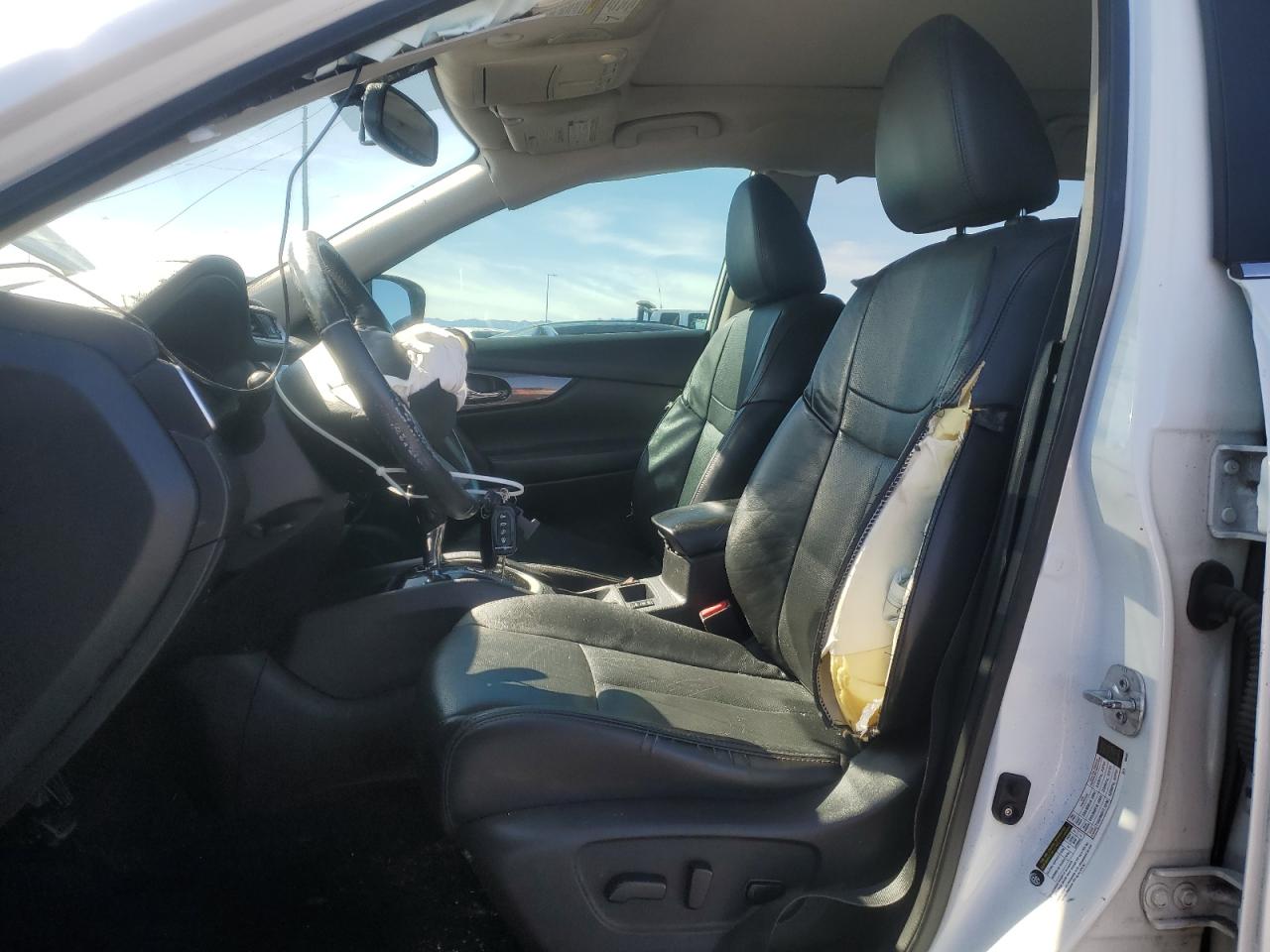 2015 Nissan Rogue - Image 7