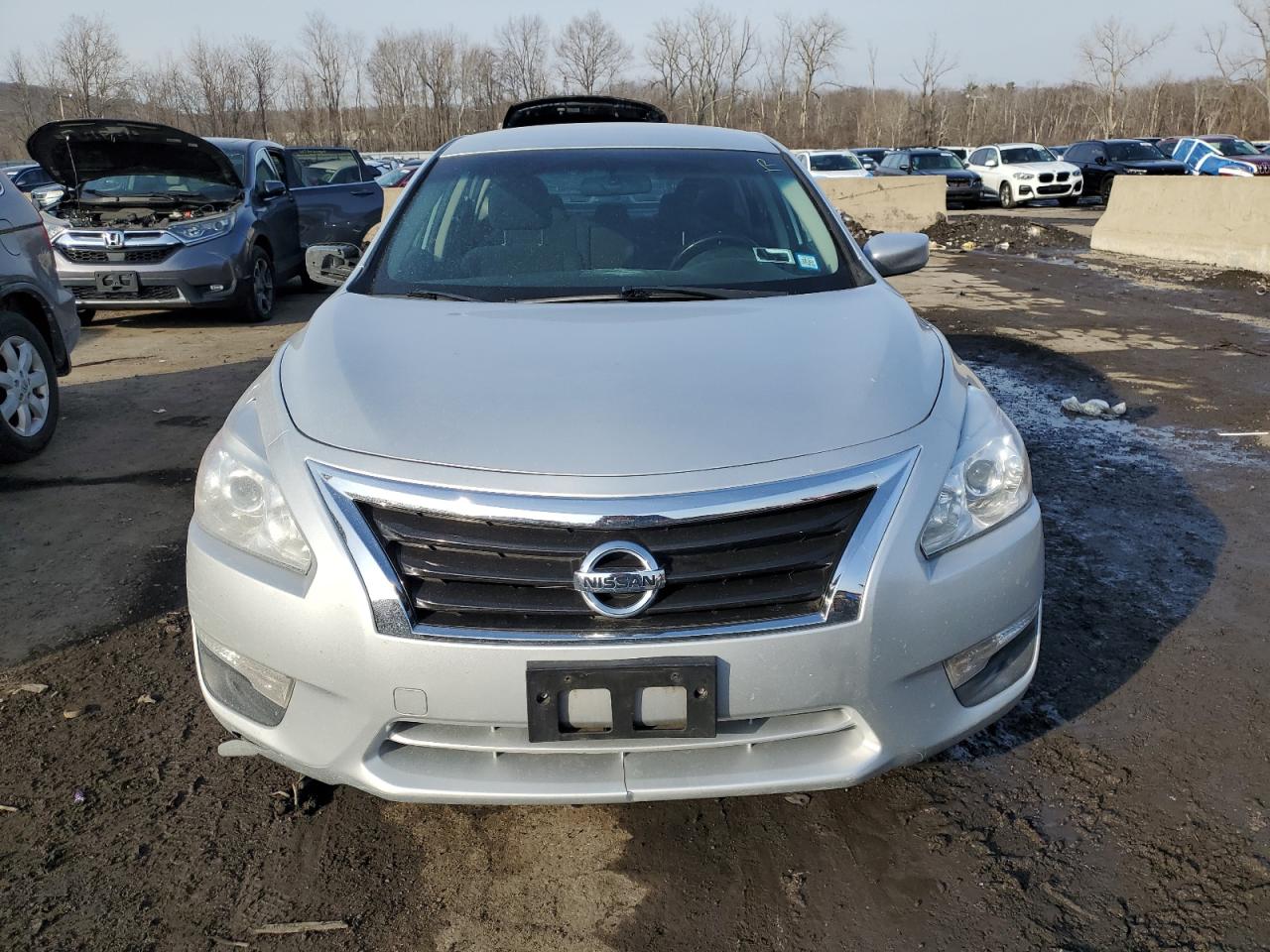 2014 Nissan Altima - Image 5