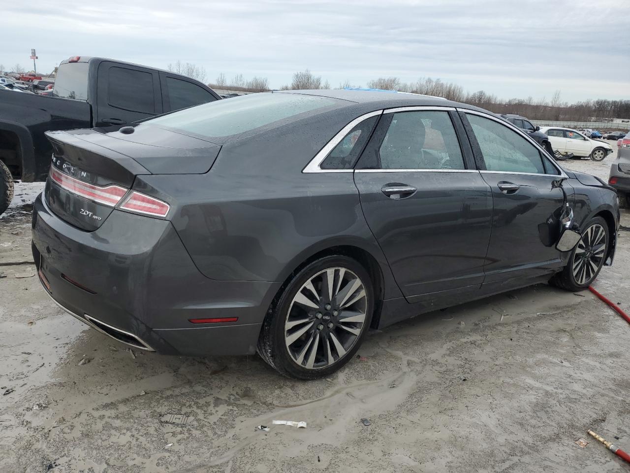 2018 Lincoln MKZ - Image 3