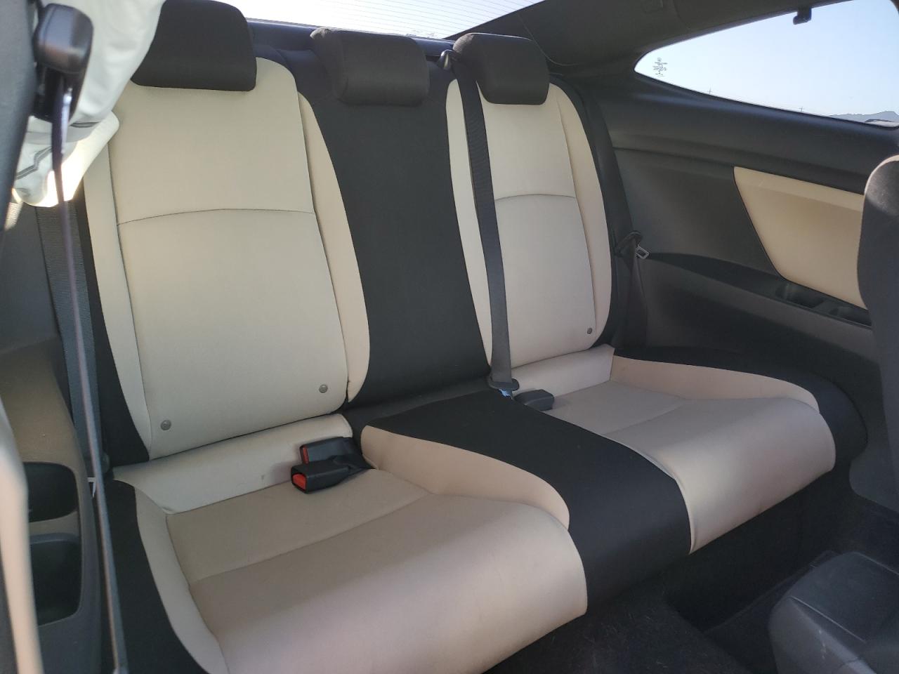 2017 Honda Civic - Image 11