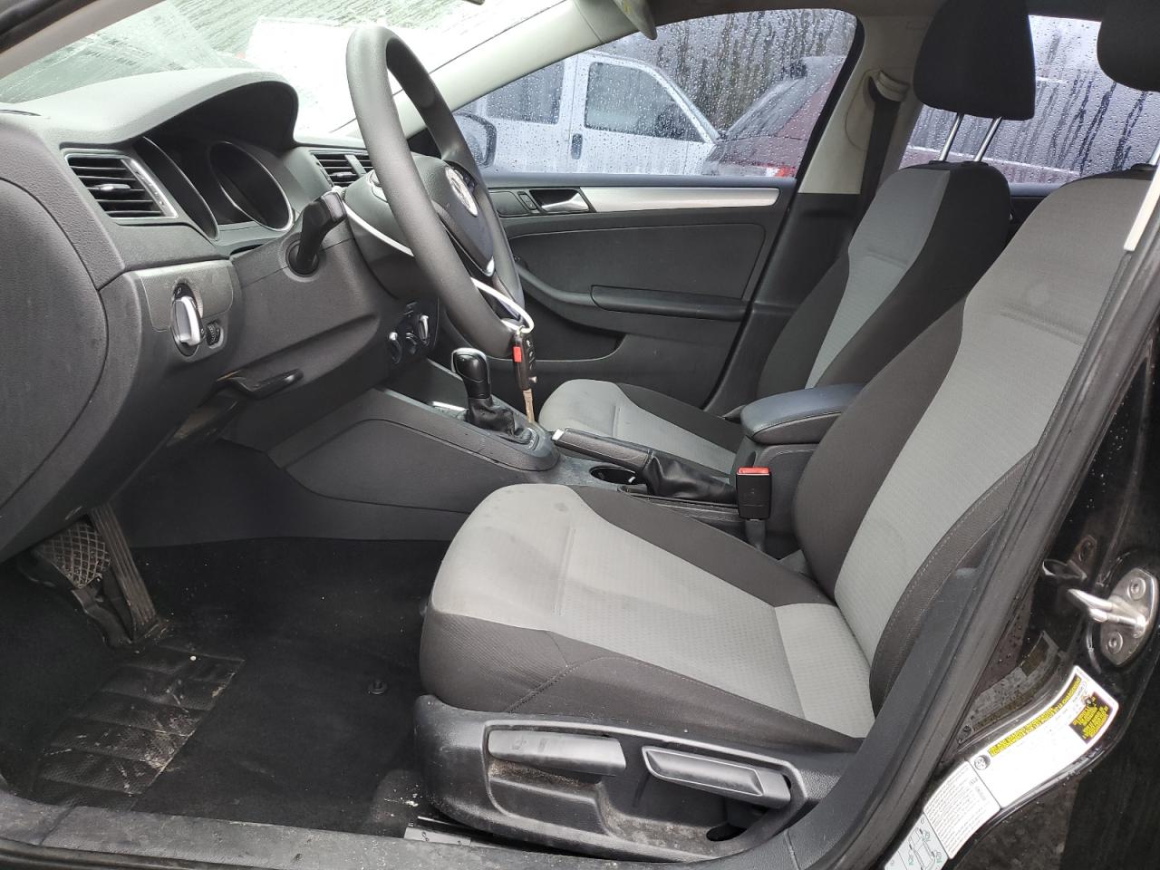 2017 Volkswagen Jetta - Image 7