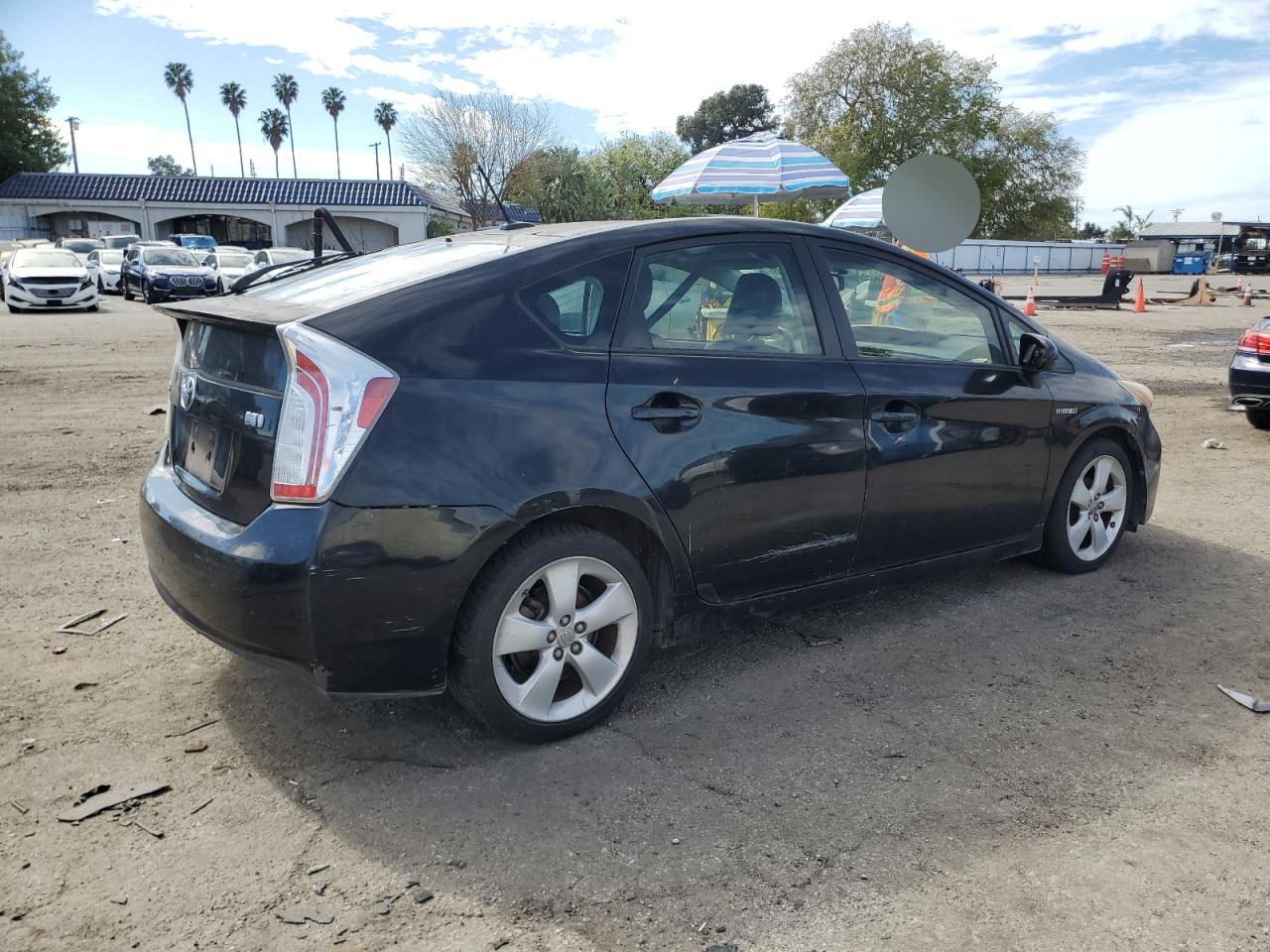 2012 Toyota Prius - Image 3