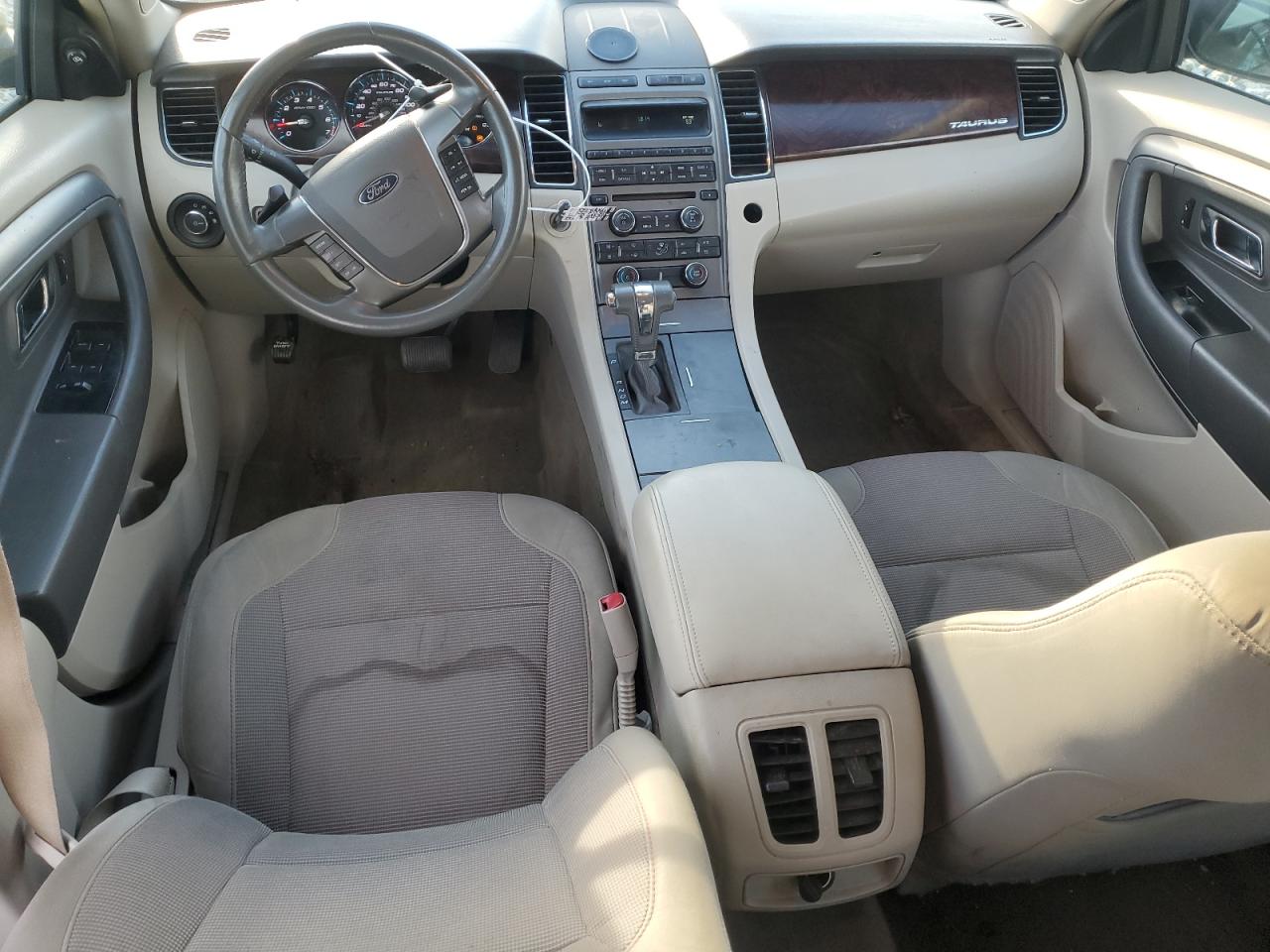 2012 Ford Taurus - Image 8