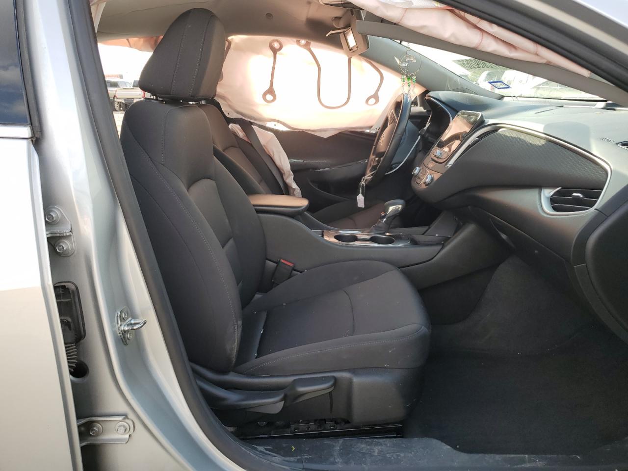 2021 Chevrolet Malibu - Image 7