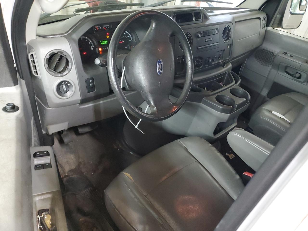 2013 Ford Econoline - Image 8