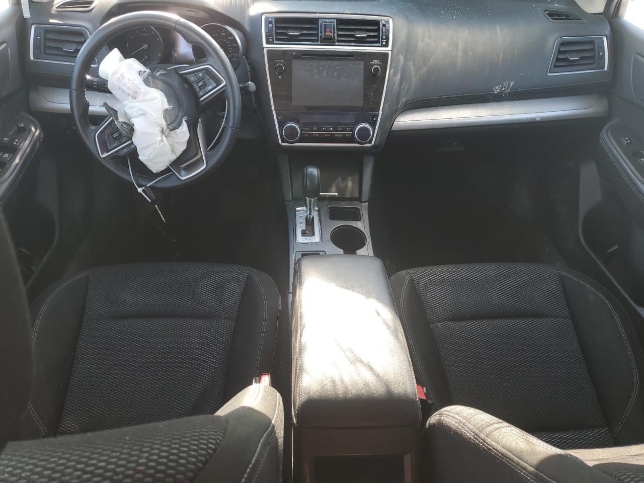 2018 Subaru Outback - Image 8