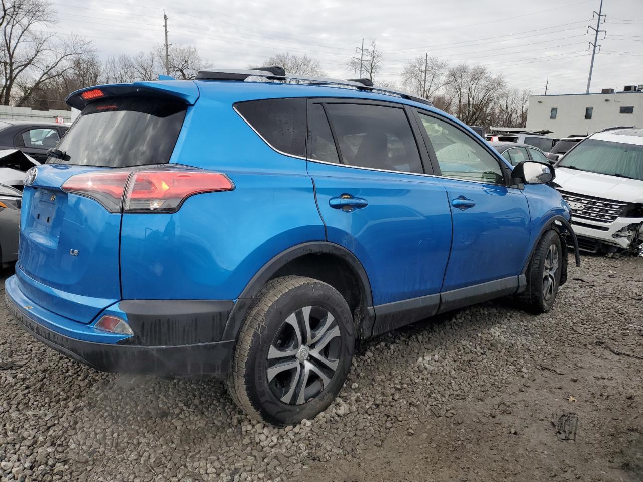 2017 Toyota RAV 4 - Image 3
