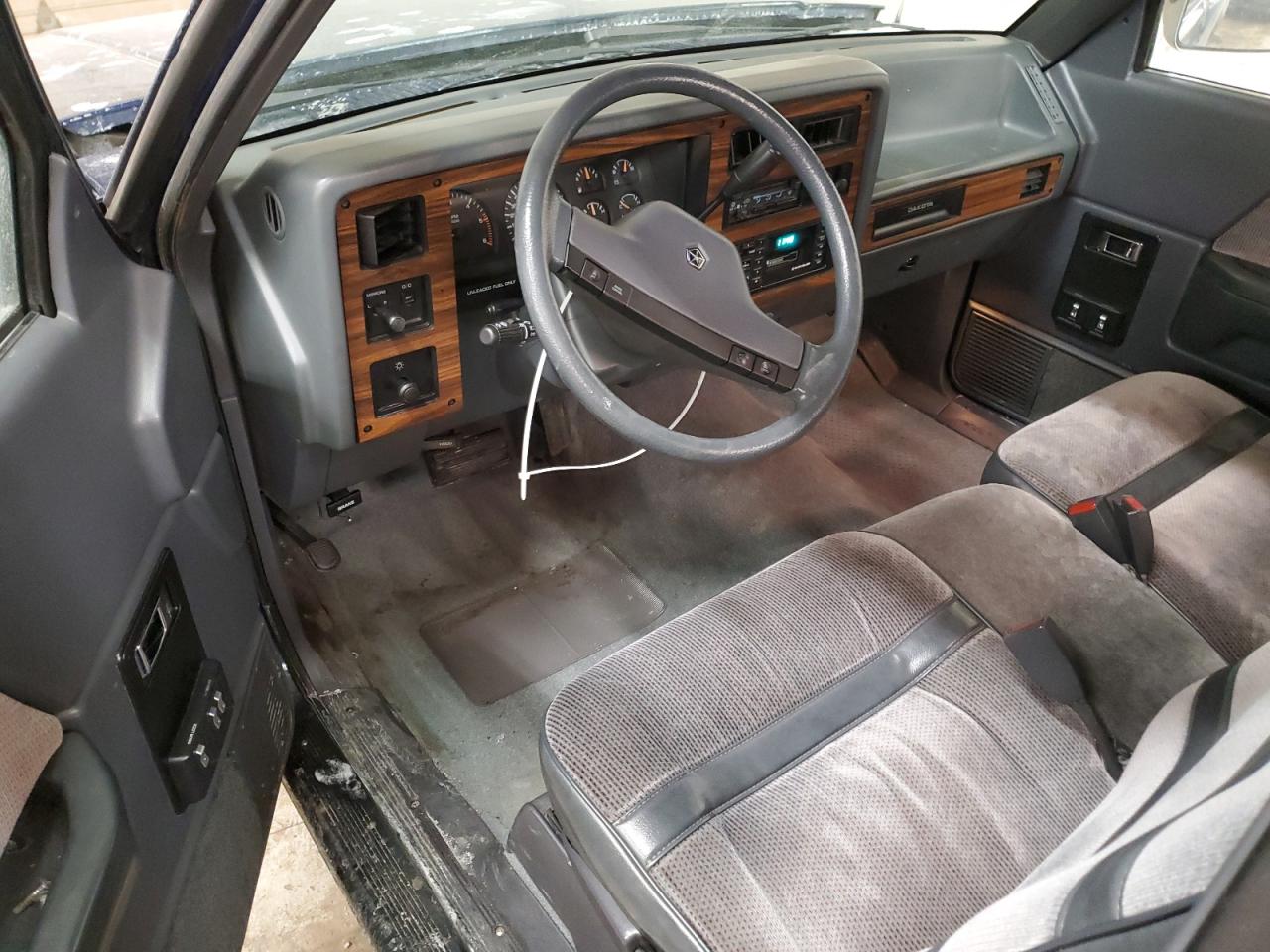 1991 Dodge Dakota - Image 8