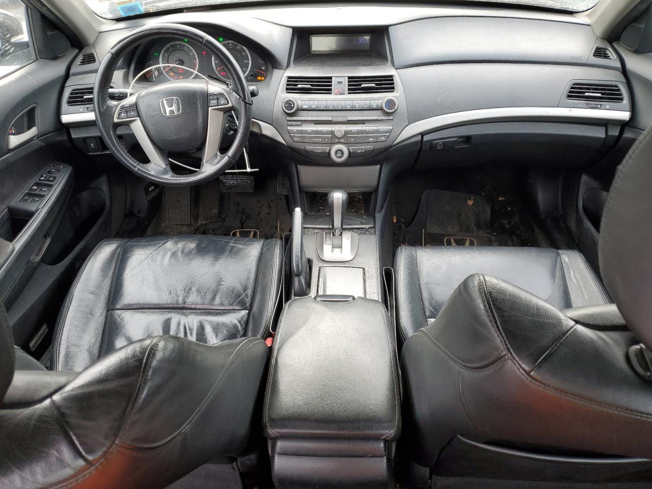 2011 Honda Accord - Image 8