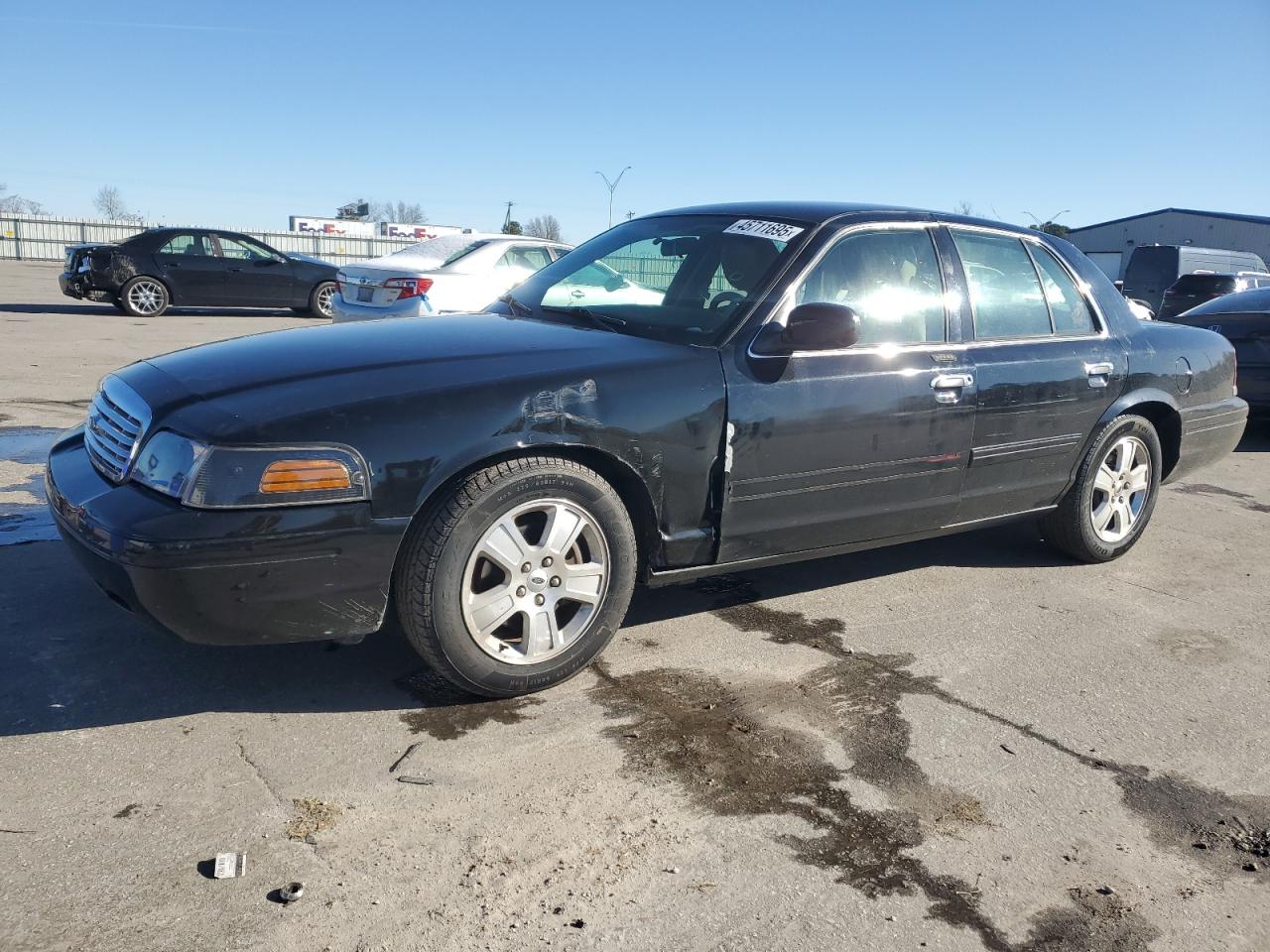2011 Ford Crown Victoria Lx იყიდება Dunn-ში, NC - Front End
