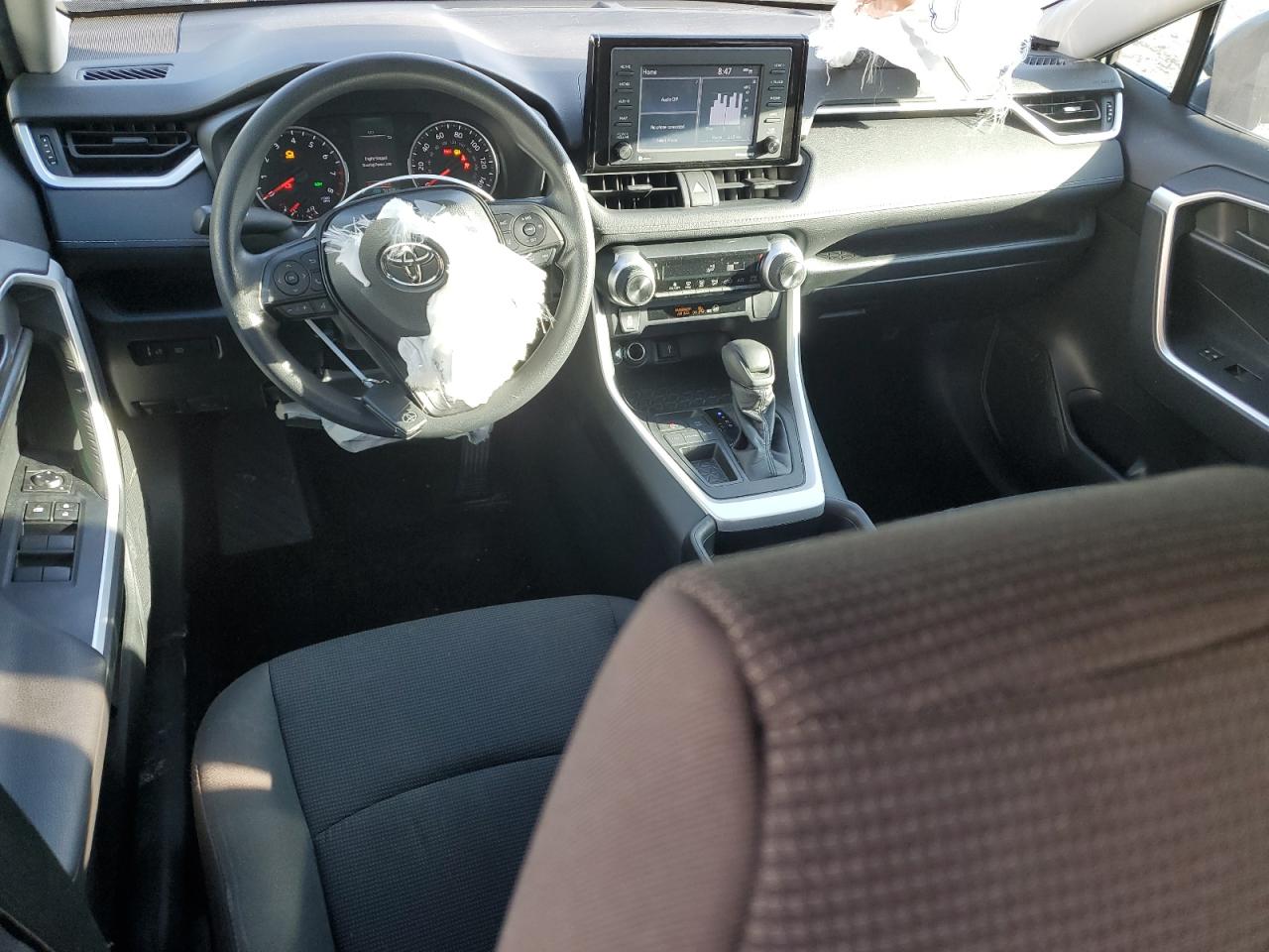 2021 Toyota RAV 4 - Image 8