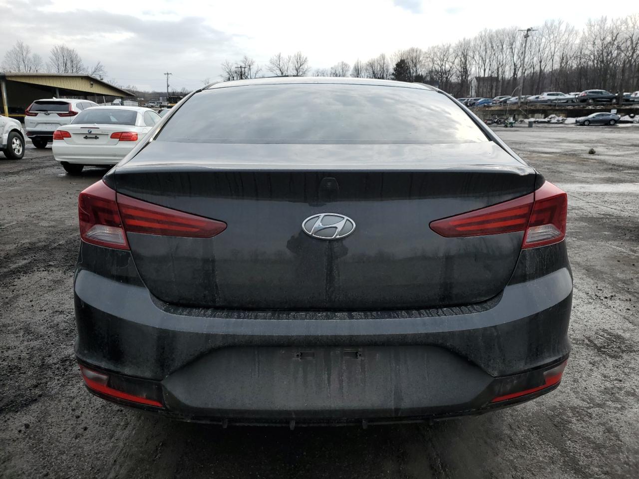 2020 Hyundai Elantra - Image 6