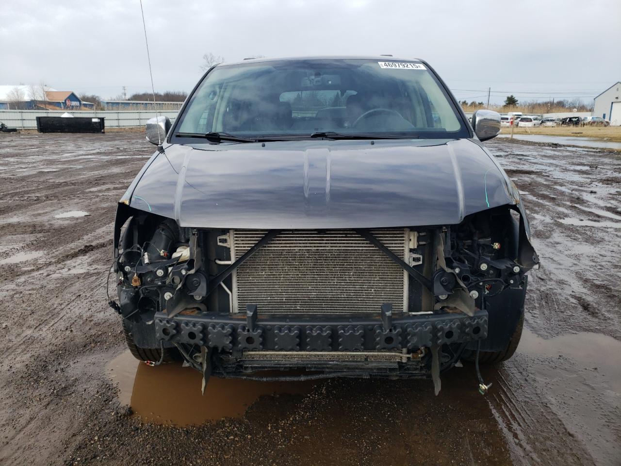 2015 Chrysler Town & Country - Image 5