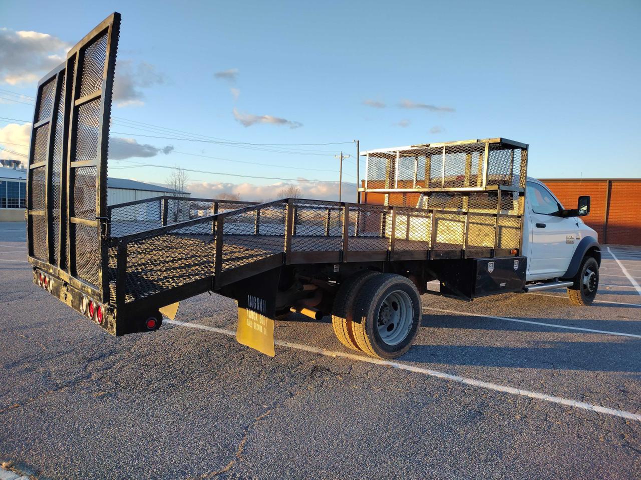 2016 RAM 5500 - Image 4