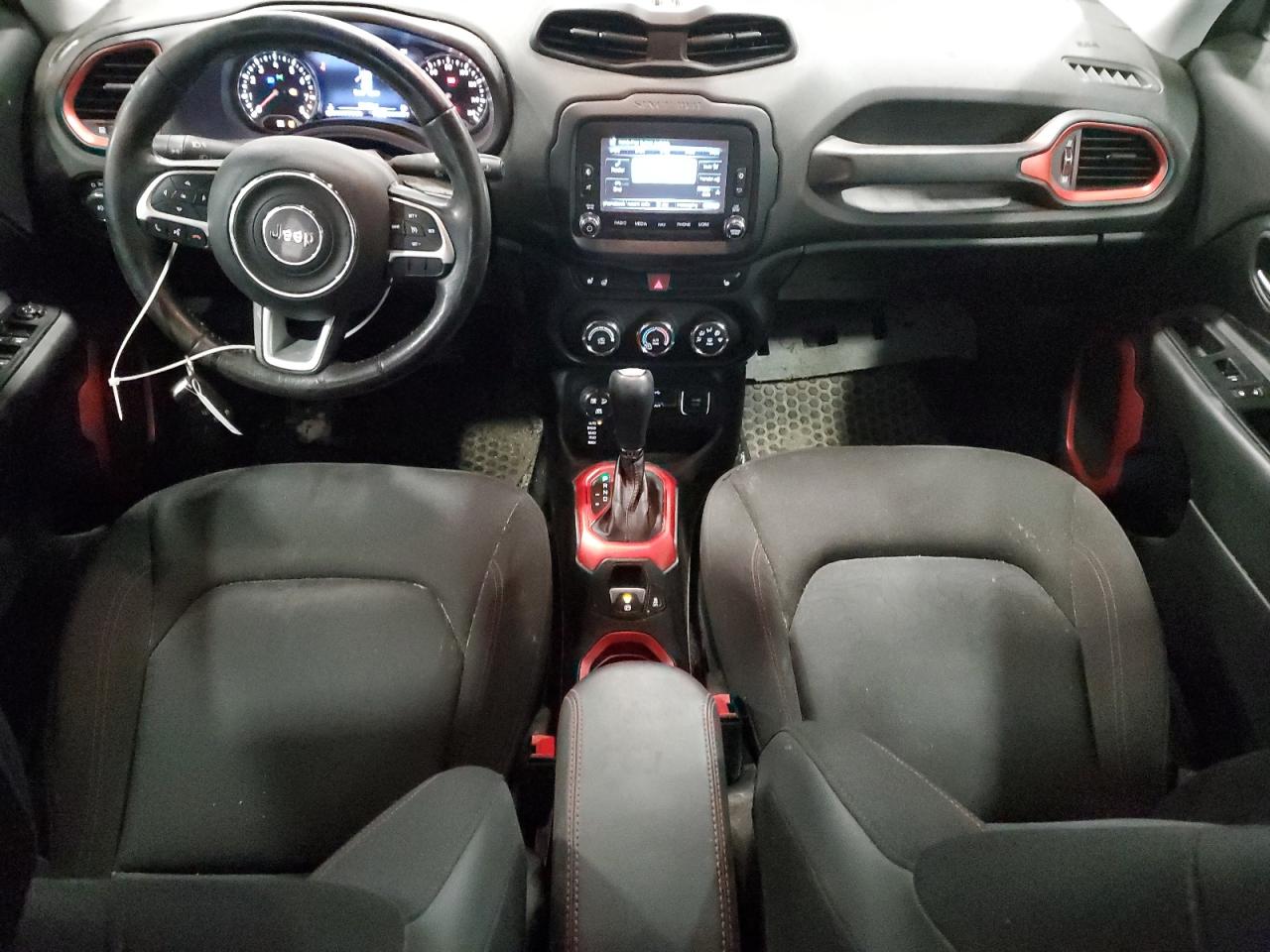 2016 Jeep Renegade - Image 8
