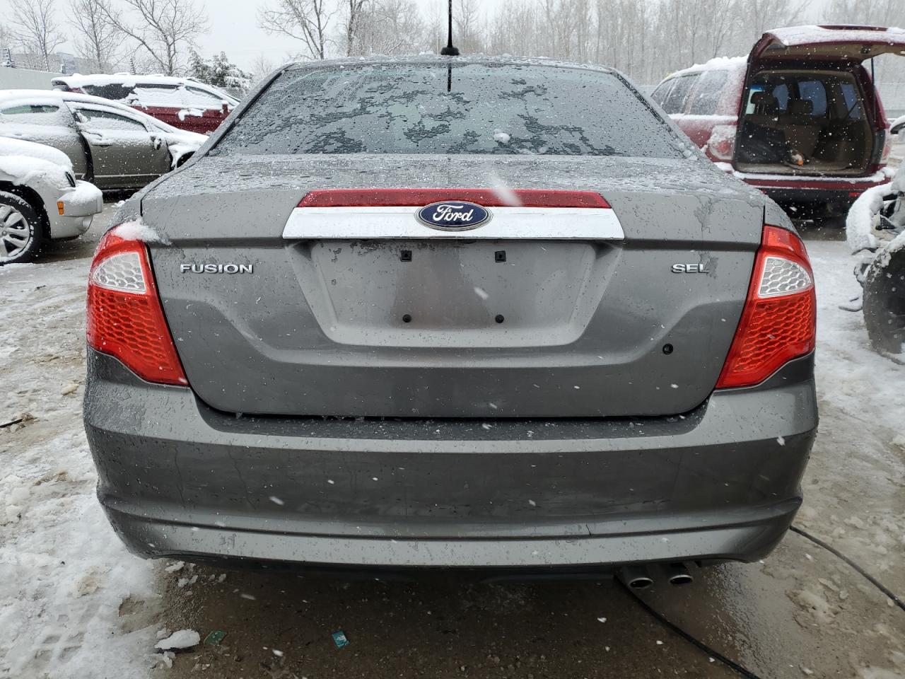 2010 Ford Fusion - Image 6