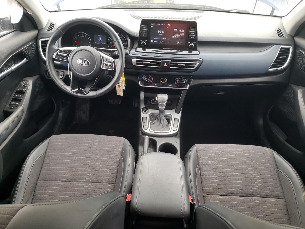 2021 Kia Seltos - Image 8