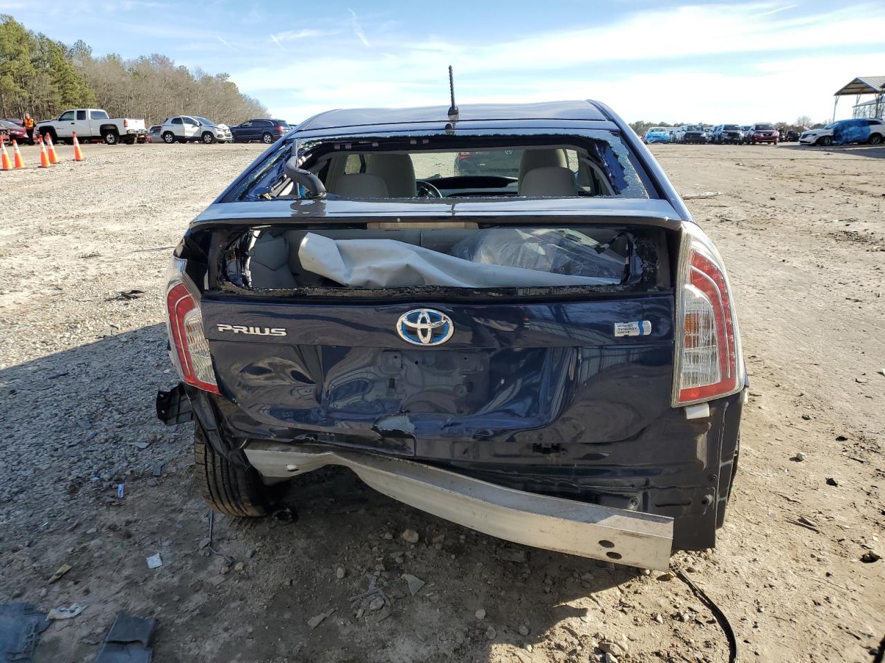 2015 Toyota Prius - Image 6