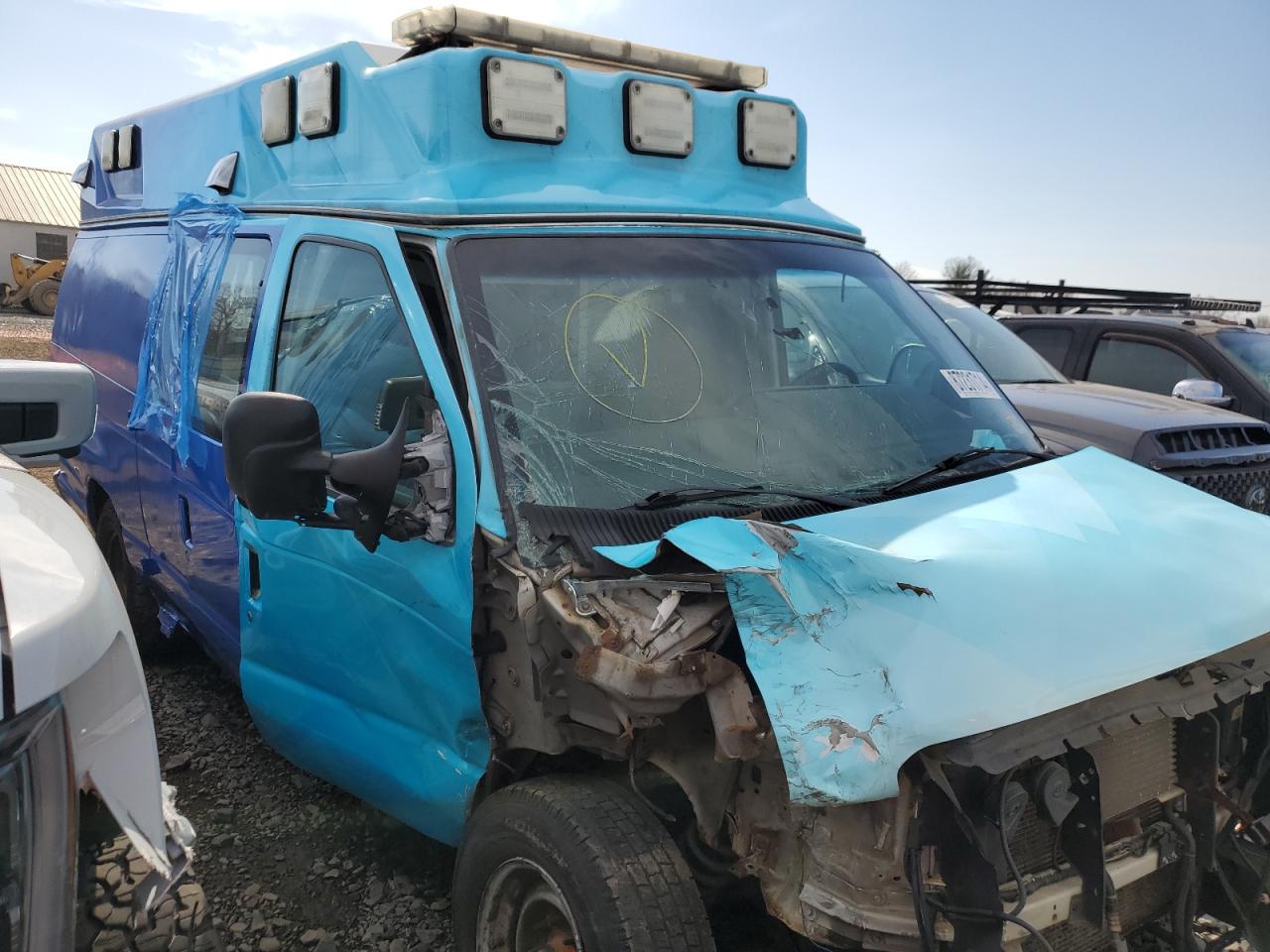 2010 Ford Econoline - Image 4