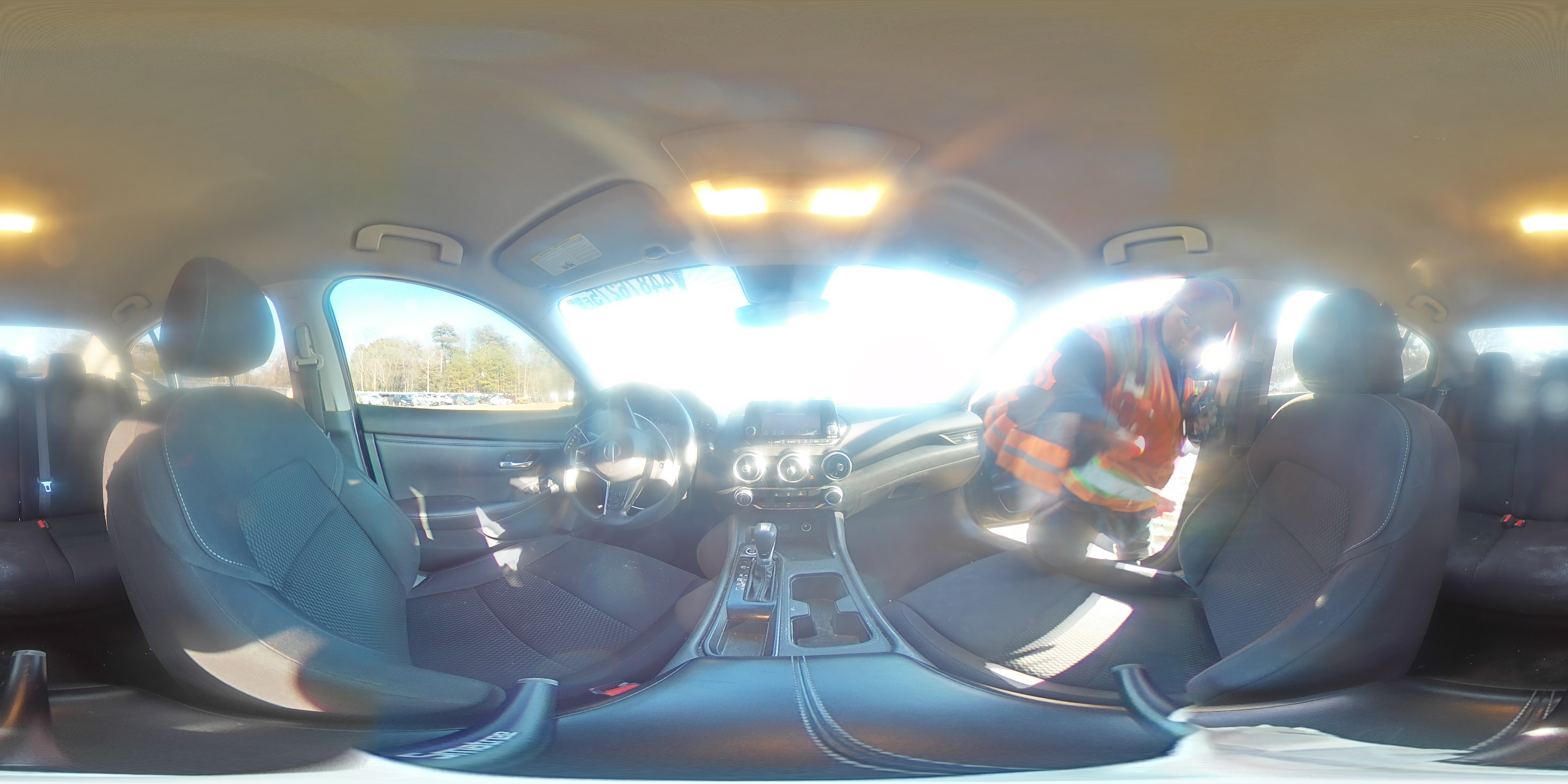 2022 Nissan Sentra - Image 13