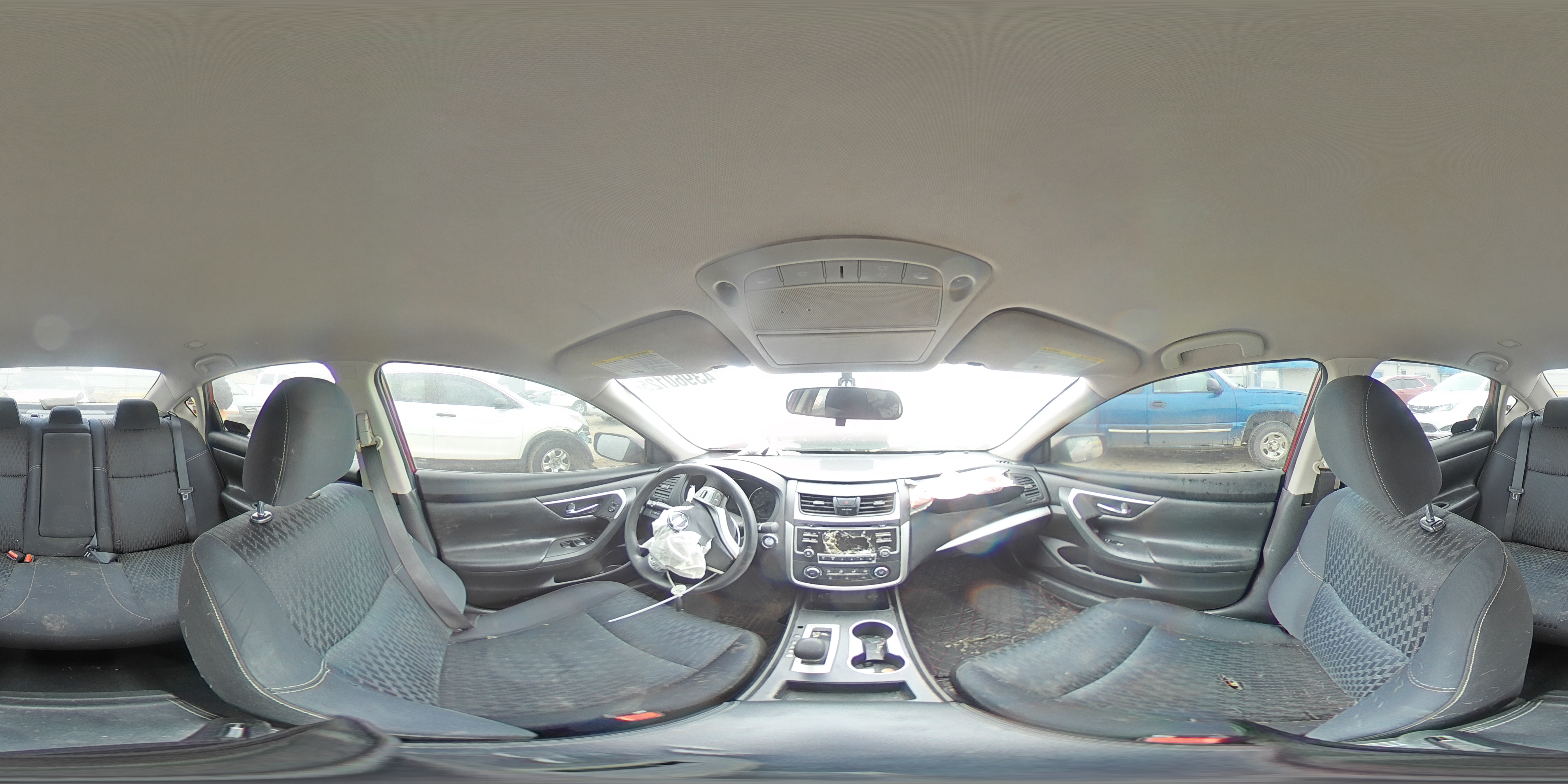 2017 Nissan Altima - Image 12