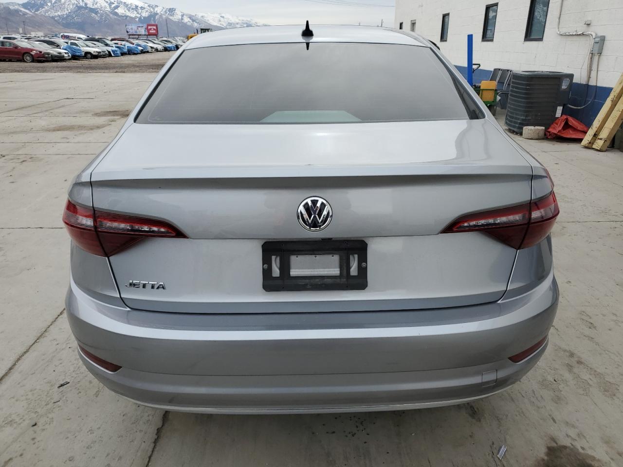 2021 Volkswagen Jetta - Image 6