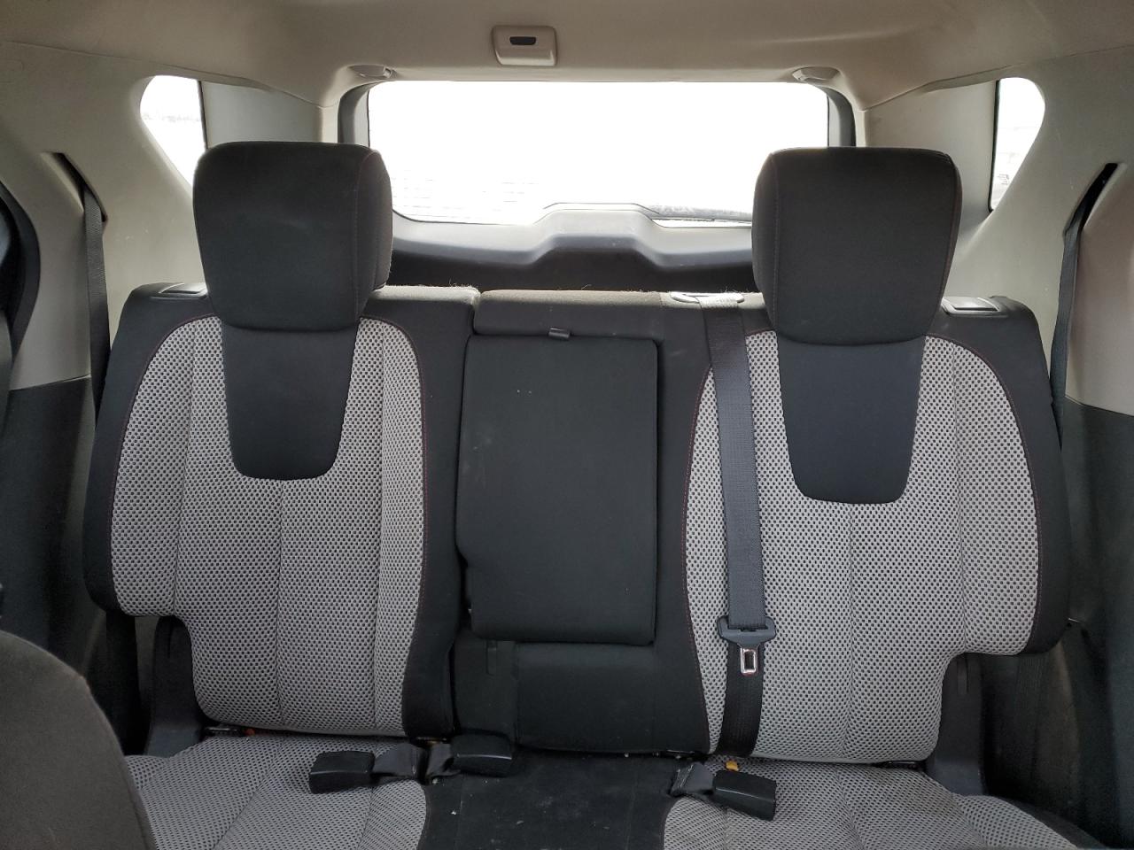 2010 Chevrolet Equinox - Image 10