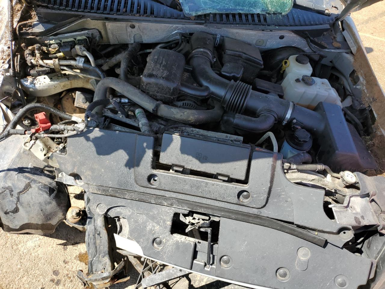 2010 Ford Expedition - Image 12