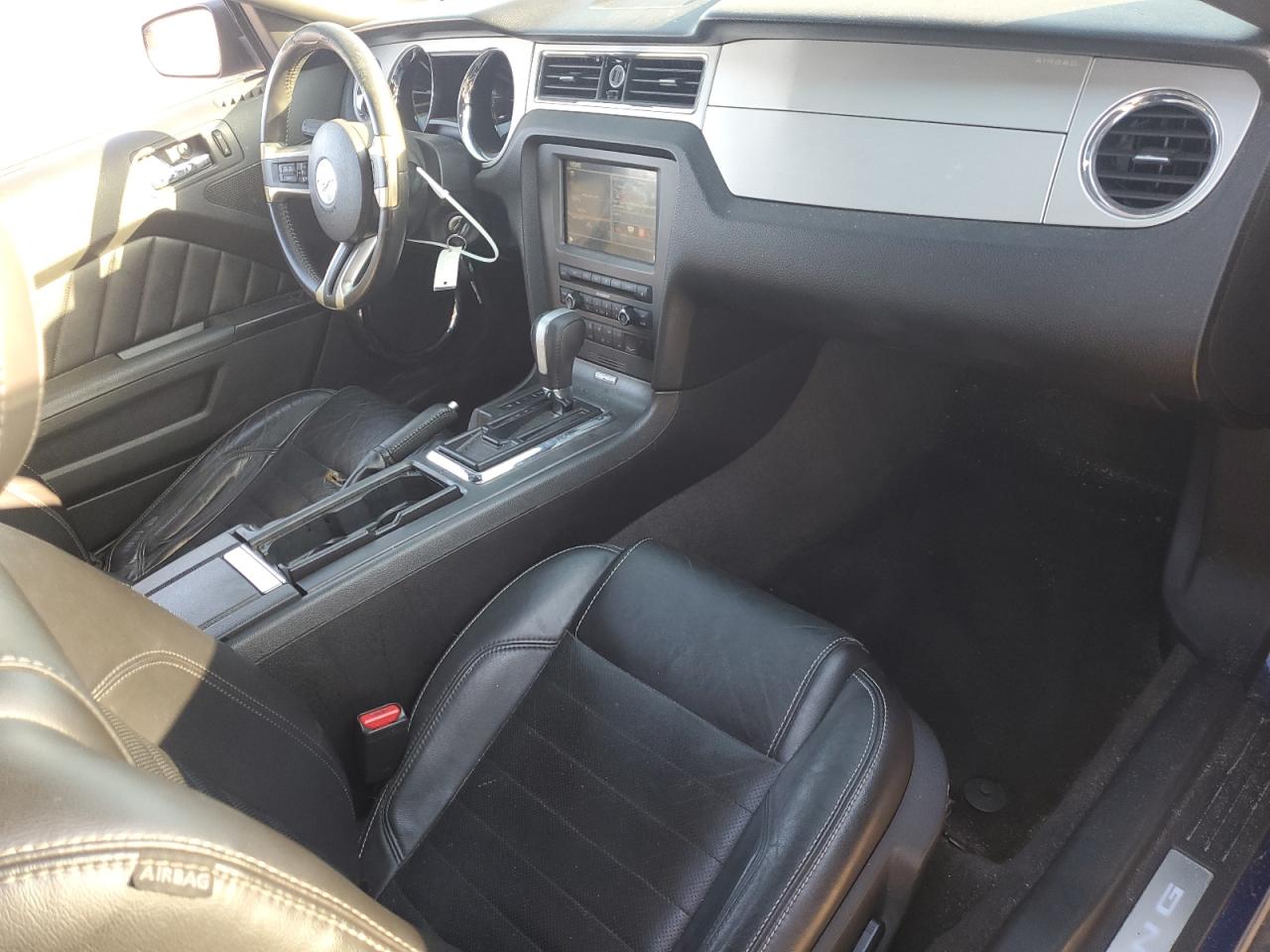 2014 Ford Mustang - Image 8