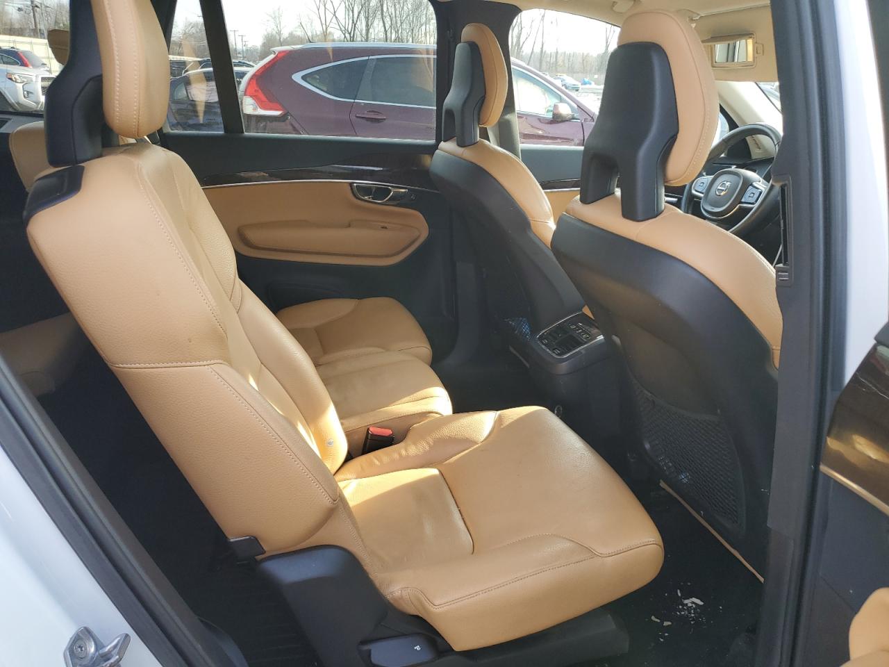 2016 Volvo XC90 - Image 12