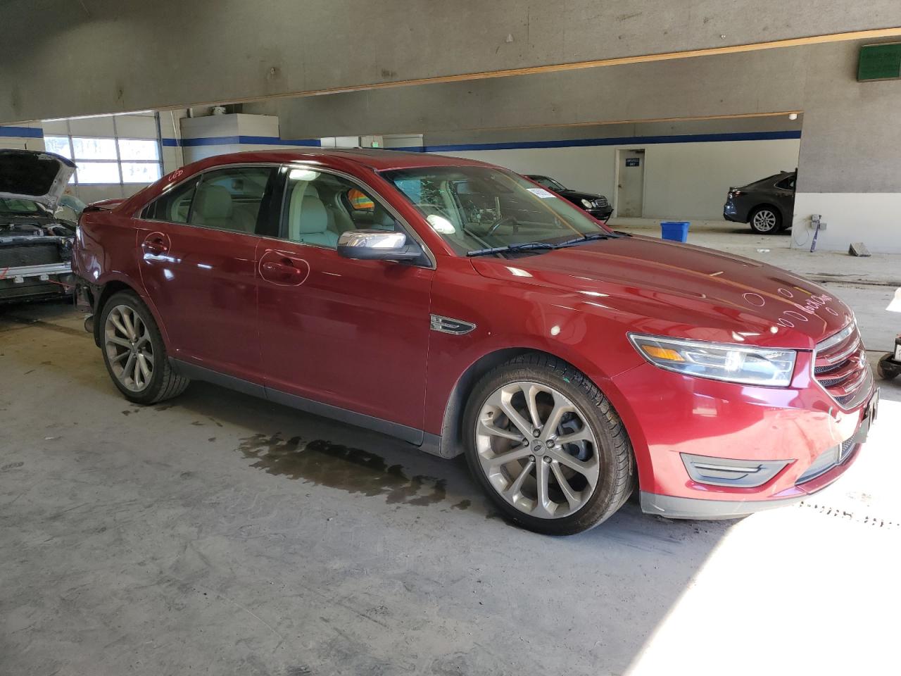 2014 Ford Taurus - Image 4